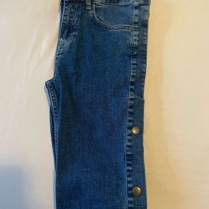 Popper side stretch denim pants from Nastygal